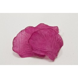 100 pétales de fleurs en tissu fuschia